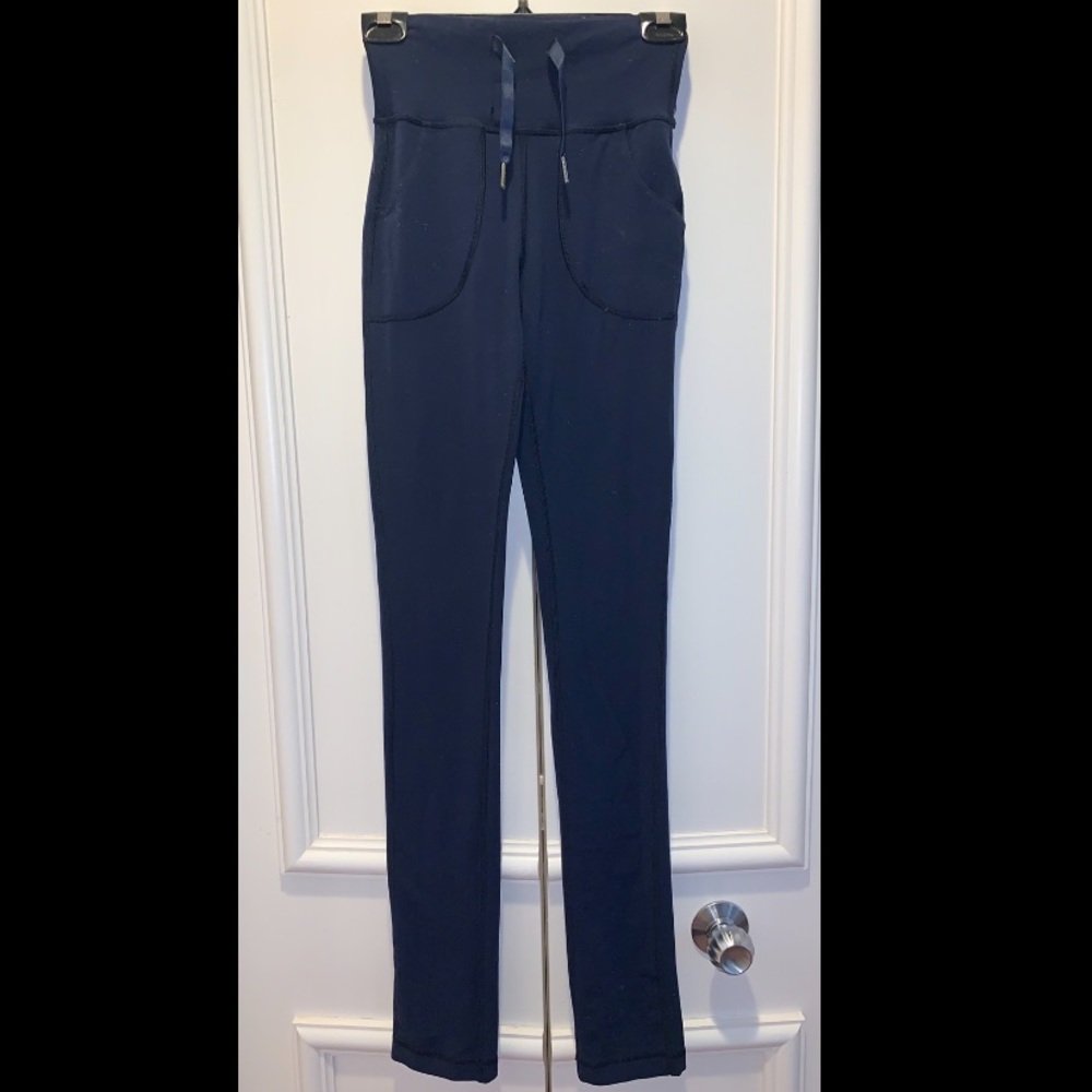 Lululemon leggings - navy blue - size 4